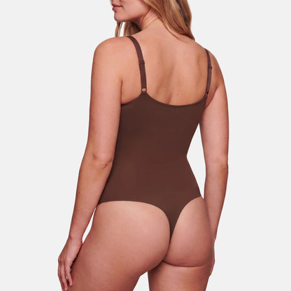 Rückansicht des Estrell Nova Sleeveless Bodys in Espresso Brown – figurformender Damen Body mit Thong-Schnitt